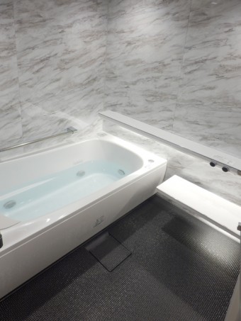 美しさと使いやすさを兼ね備えたユニットバスに 美しさと使いやすさを兼ね備えたユニットバスに